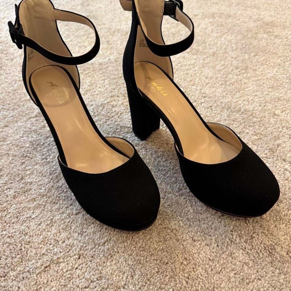 Platform heels - black